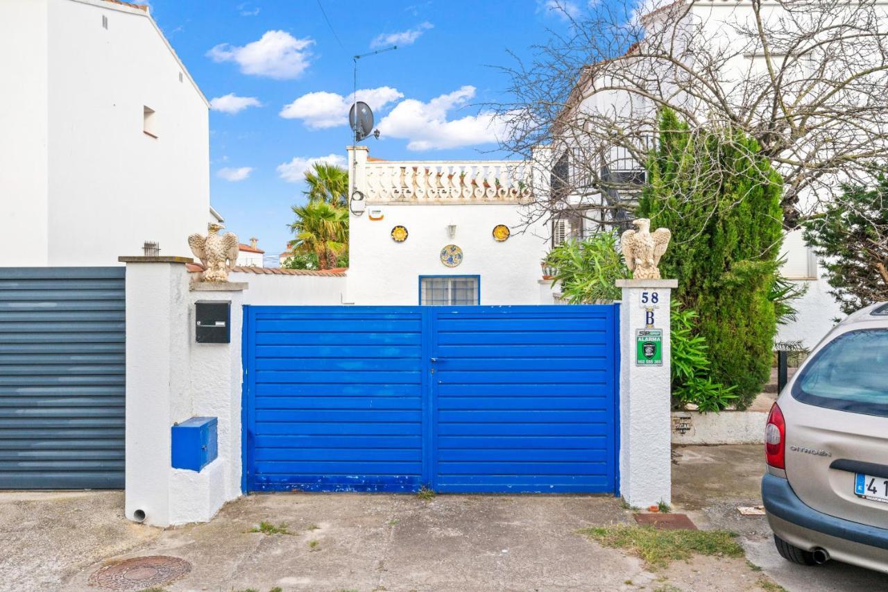 Holiday home Welcs Casa 077 Emp Cerca Del Mar Empuriabrava